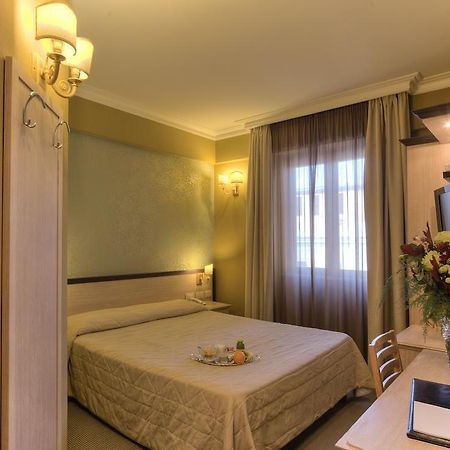 Hotel Galileo Rome Luaran gambar